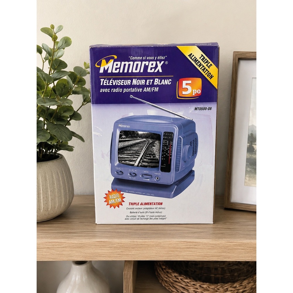 Vintage Memorex MT0500-08 Portable TV Am/Fm Radio 5.5" CRT NOS Triple Power